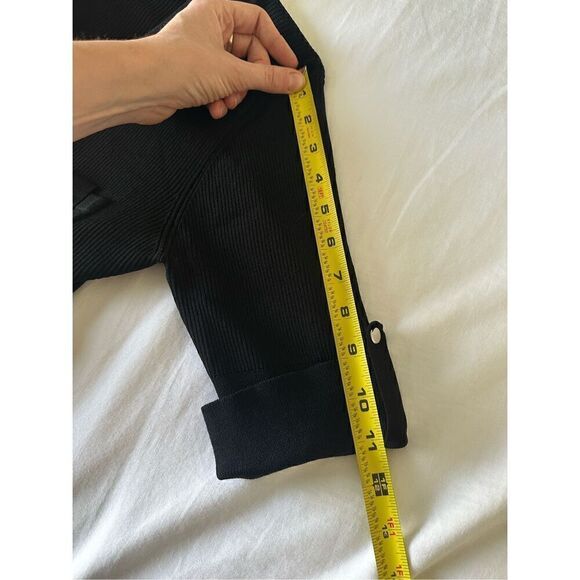 Cache Women's Size Large Short Sleeve Top - Picture 6 of 11